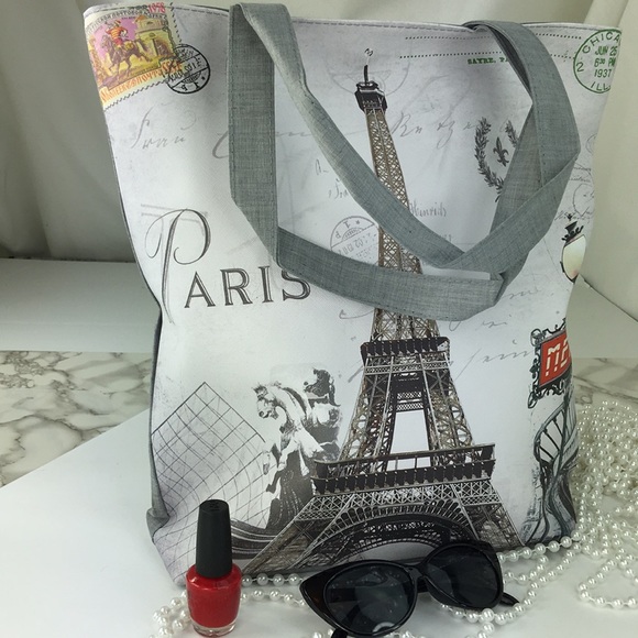 Handbags - NEW Large Paris travel theme tote LAST ONE